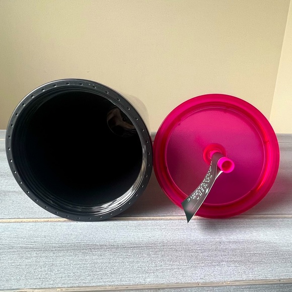 NWT Starbucks 2023 Fall Halloween Glow in the Dark Hologram Tumbler Cup, 24 oz - Picture 5 of 5